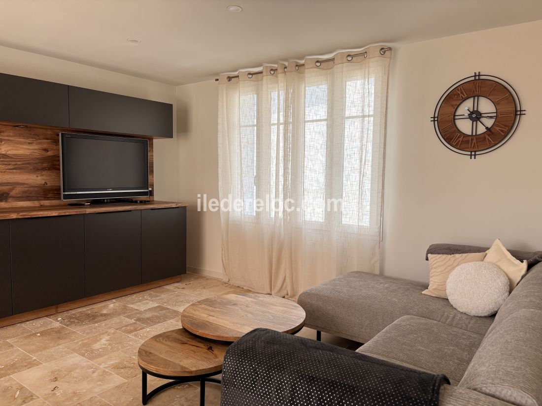 Photo 4: An accomodation located in La Flotte-en-Ré on ile de Ré.