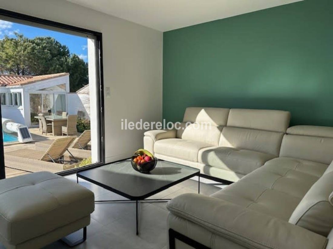 Photo 4: An accomodation located in Le Bois-Plage-en-Ré on ile de Ré.