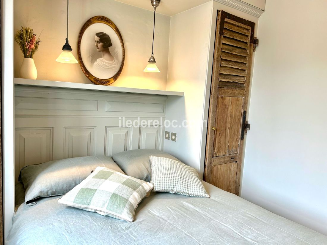 Photo 6: An accomodation located in Saint-Martin-de-Ré on ile de Ré.