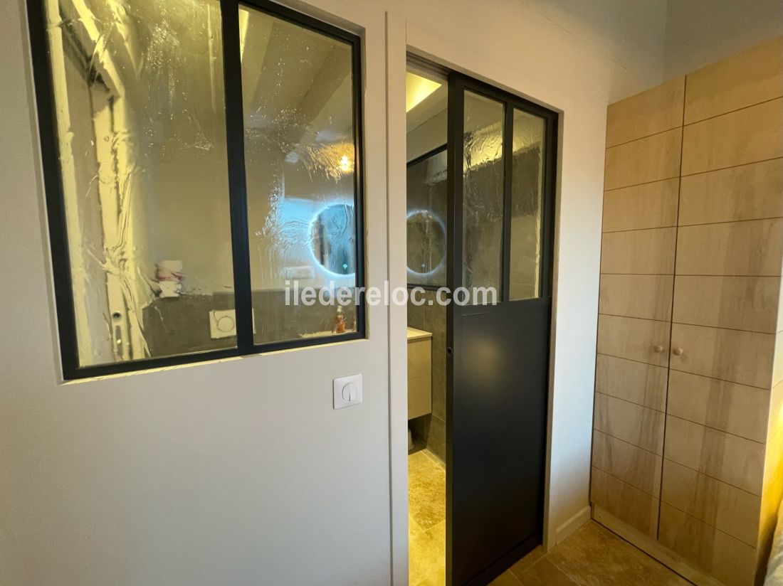 Photo 5: An accomodation located in Saint-Martin-de-Ré on ile de Ré.