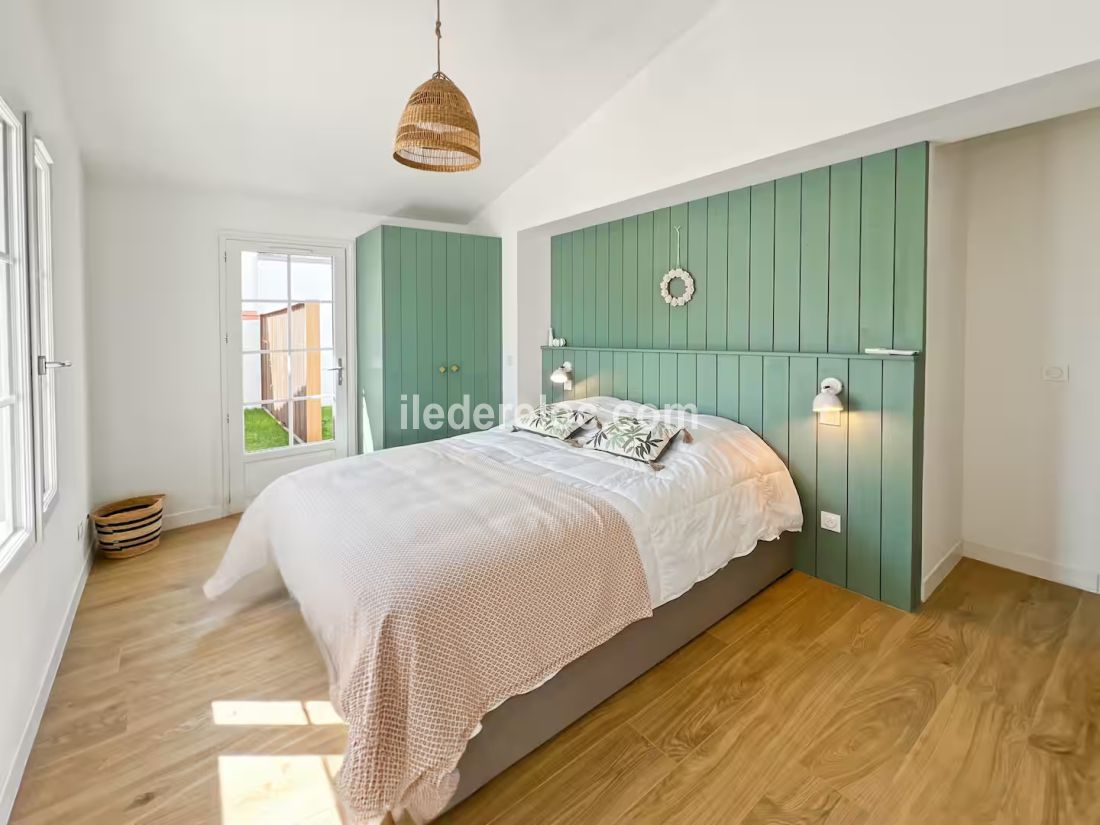 Photo 11: An accomodation located in La Flotte-en-Ré on ile de Ré.