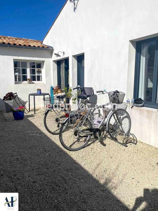 Photo 31: An accomodation located in Saint-Clément-des-Baleines on ile de Ré.
