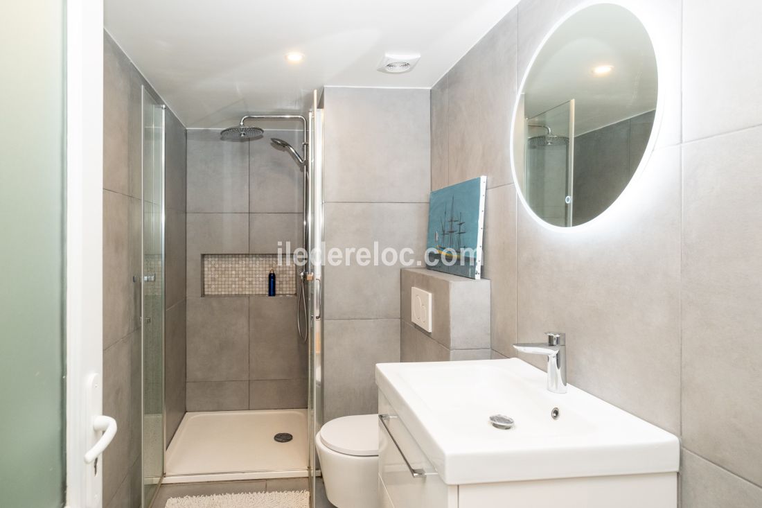 Photo 14: An accomodation located in Sainte-Marie-de-Ré on ile de Ré.