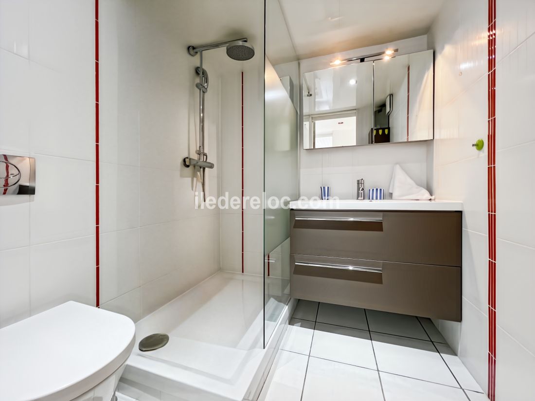 Photo 14: An accomodation located in La Flotte-en-Ré on ile de Ré.