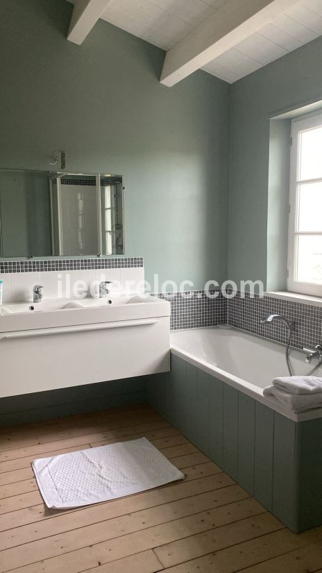 Photo 14: An accomodation located in Les Portes-en-Ré on ile de Ré.