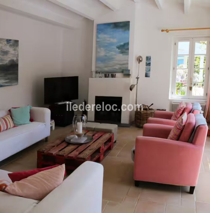 Photo 9: An accomodation located in Les Portes-en-Ré on ile de Ré.