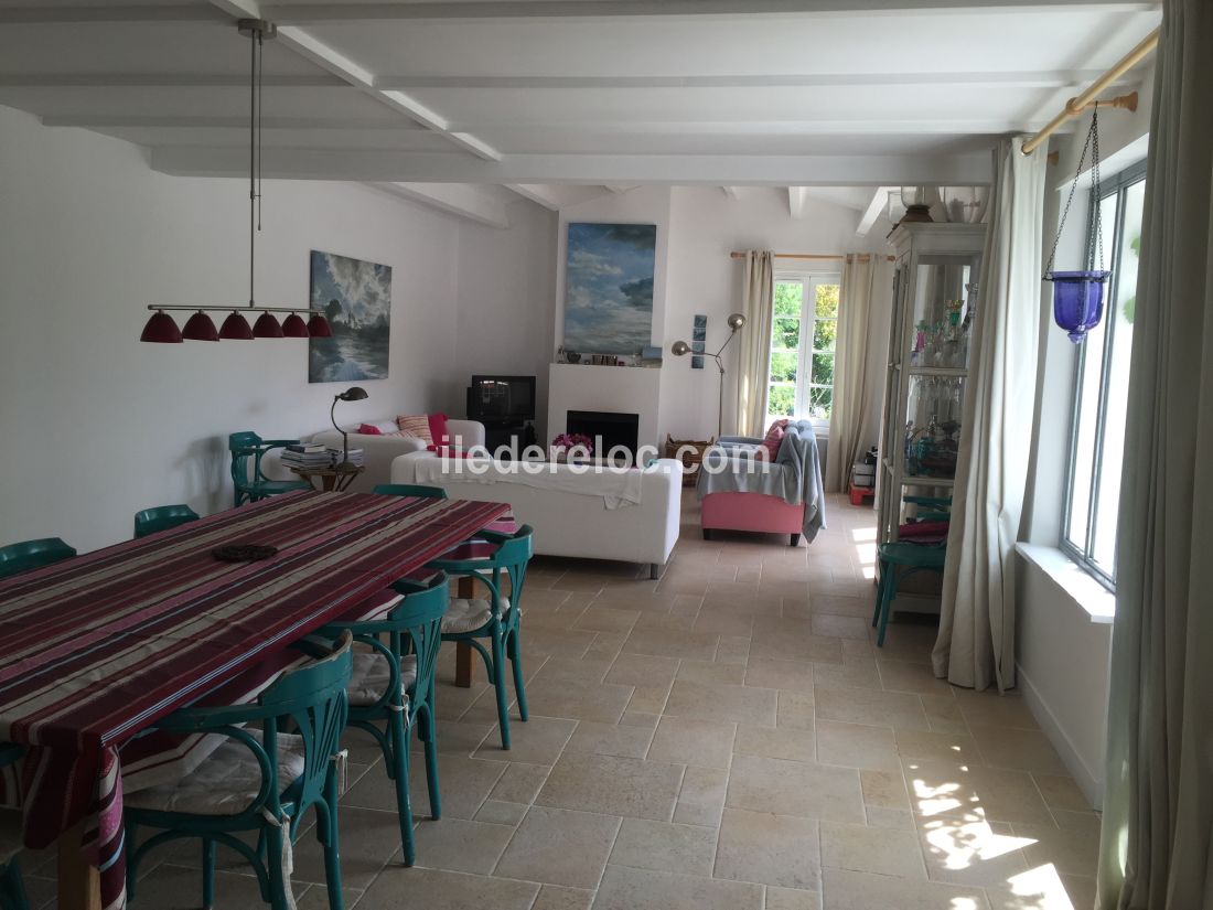 Photo 8: An accomodation located in Les Portes-en-Ré on ile de Ré.