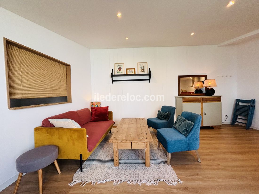 Photo 5: An accomodation located in La Couarde-sur-mer on ile de Ré.