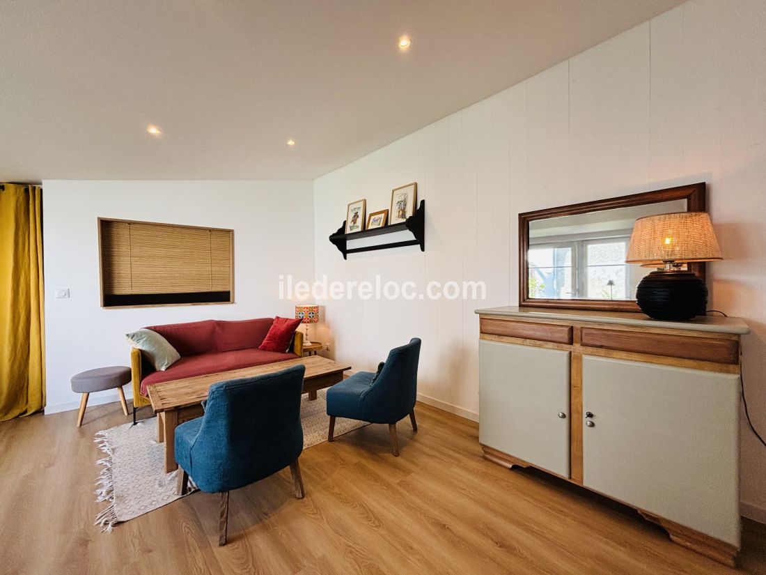 Photo 8: An accomodation located in La Couarde-sur-mer on ile de Ré.