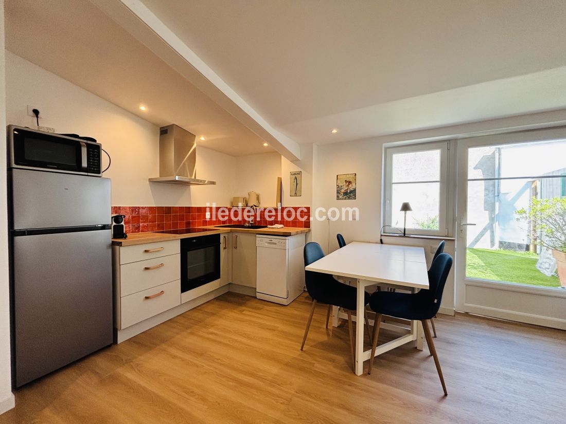 Photo 7: An accomodation located in La Couarde-sur-mer on ile de Ré.