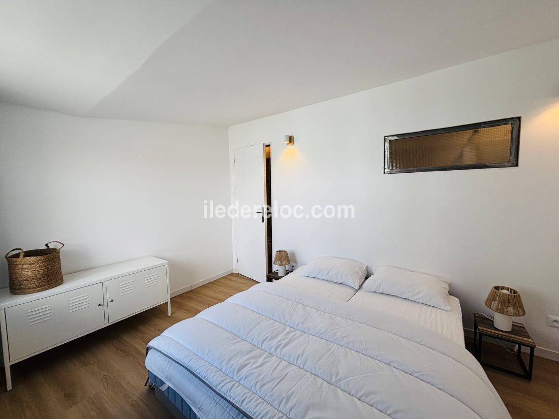 Photo 15: An accomodation located in La Couarde-sur-mer on ile de Ré.