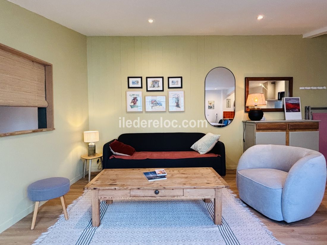 Photo 16: An accomodation located in La Couarde-sur-mer on ile de R&eacute;.