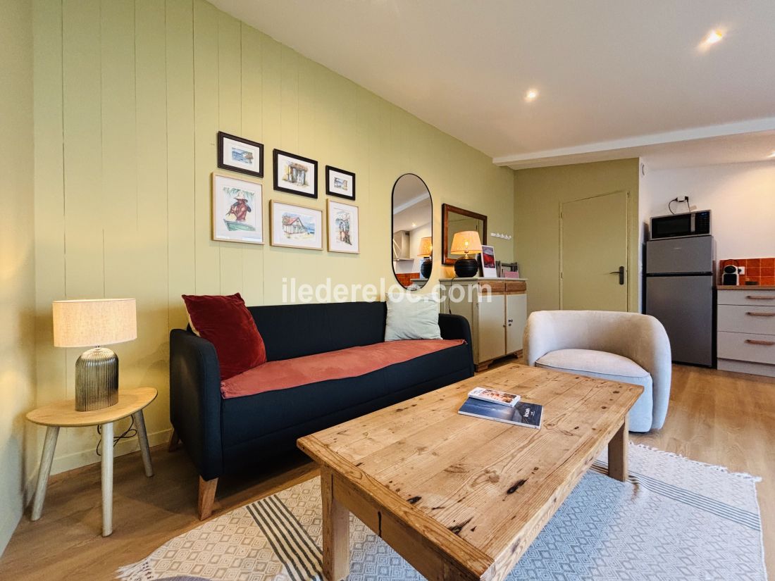 Photo 17: An accomodation located in La Couarde-sur-mer on ile de R&eacute;.
