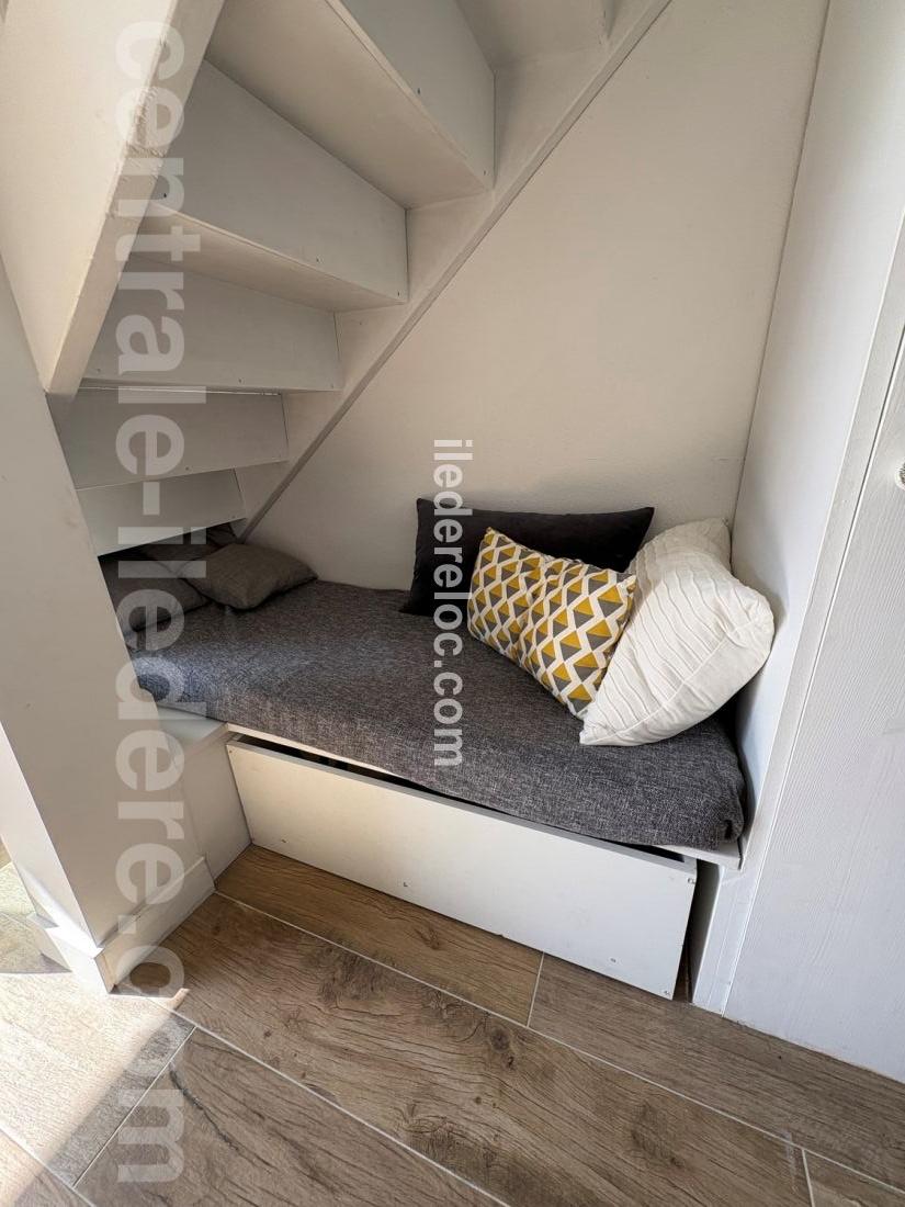 Photo 9: An accomodation located in La Couarde-sur-mer on ile de Ré.