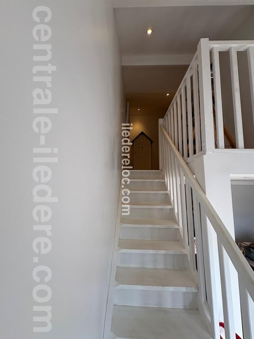 Photo 10: An accomodation located in La Couarde-sur-mer on ile de Ré.