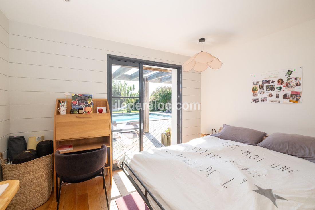 Photo 9: An accomodation located in Sainte-Marie-de-Ré on ile de Ré.