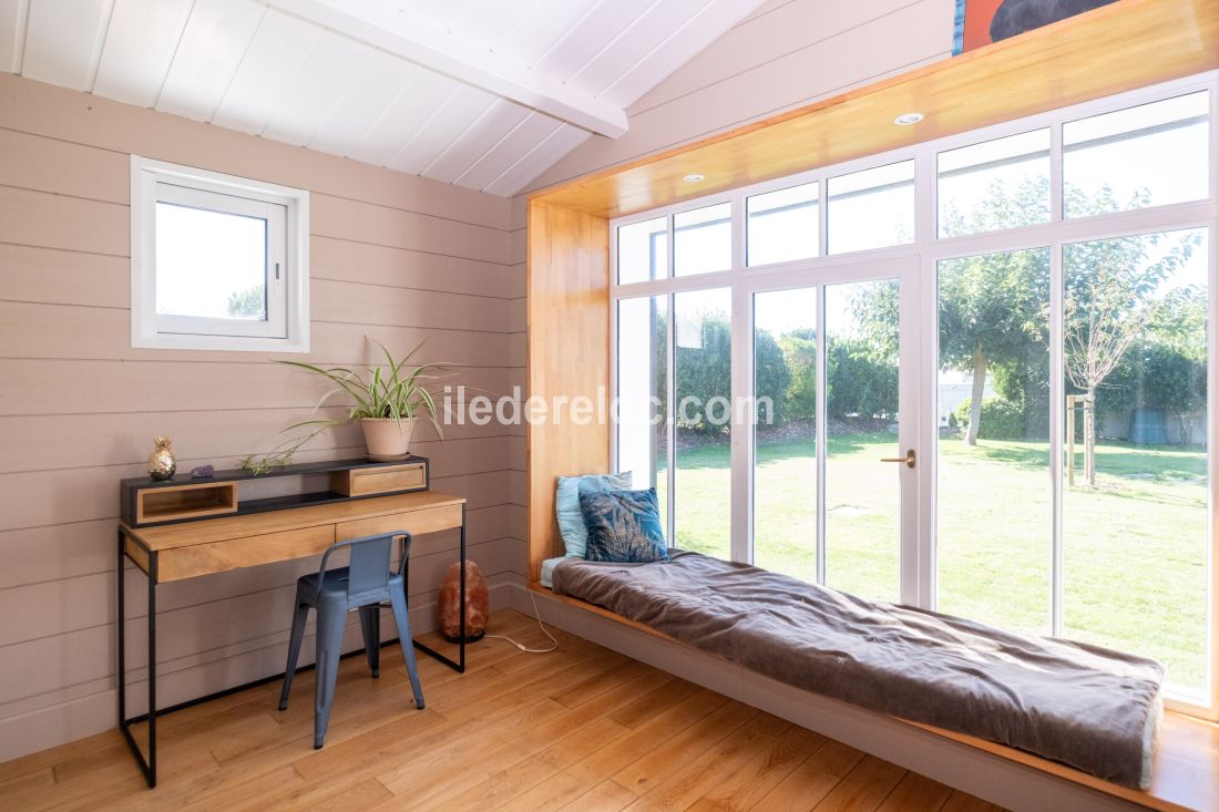 Photo 13: An accomodation located in Sainte-Marie-de-Ré on ile de Ré.