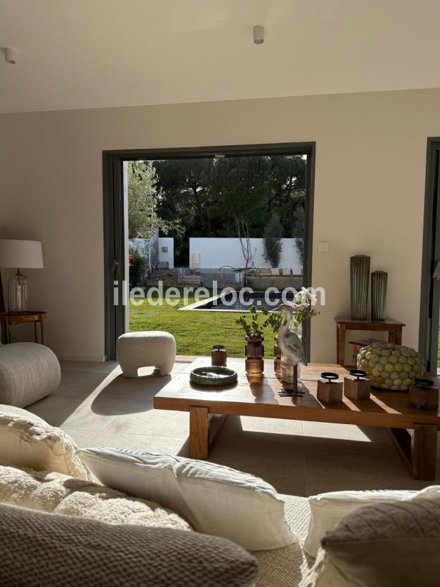 Photo 13: An accomodation located in La Flotte-en-R&eacute; on ile de R&eacute;.