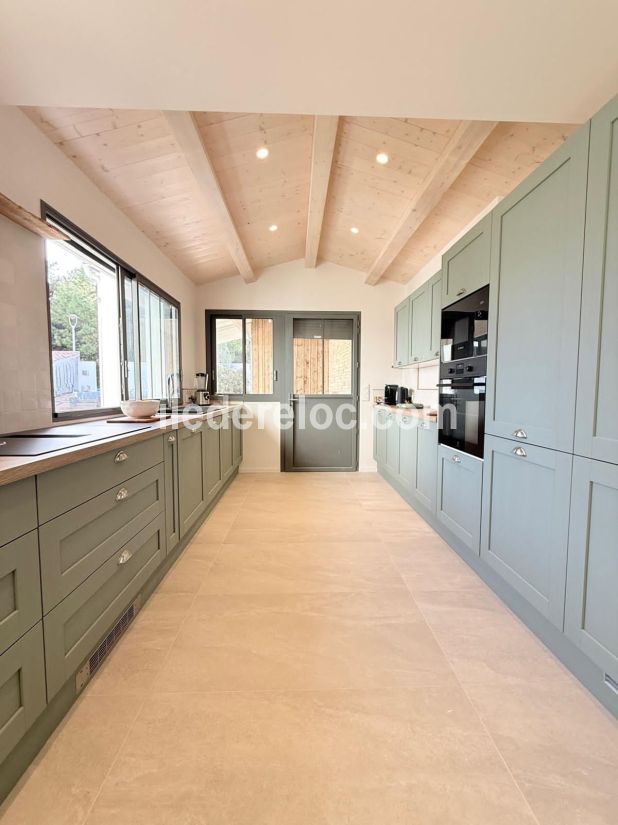 Photo 9: An accomodation located in La Flotte-en-R&eacute; on ile de R&eacute;.