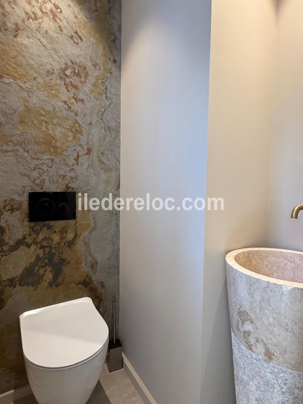 Photo 29: An accomodation located in La Flotte-en-R&eacute; on ile de R&eacute;.