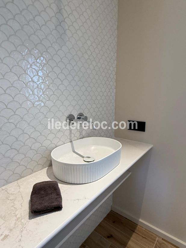 Photo 28: An accomodation located in La Flotte-en-R&eacute; on ile de R&eacute;.