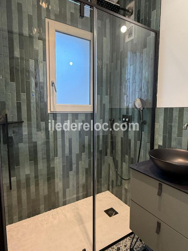 Photo 20: An accomodation located in La Flotte-en-R&eacute; on ile de R&eacute;.