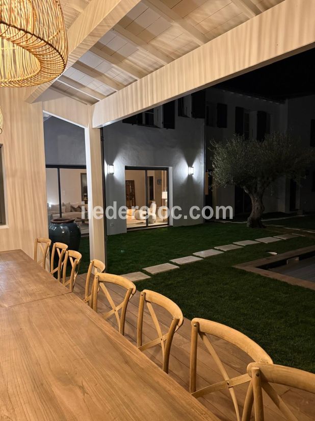 Photo 16: An accomodation located in La Flotte-en-R&eacute; on ile de R&eacute;.