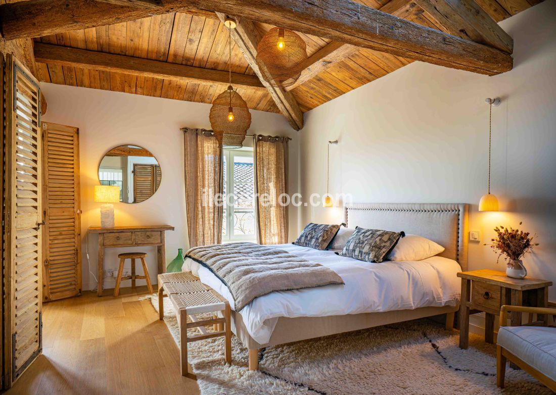 Photo 7: An accomodation located in Sainte-Marie-de-Ré on ile de Ré.