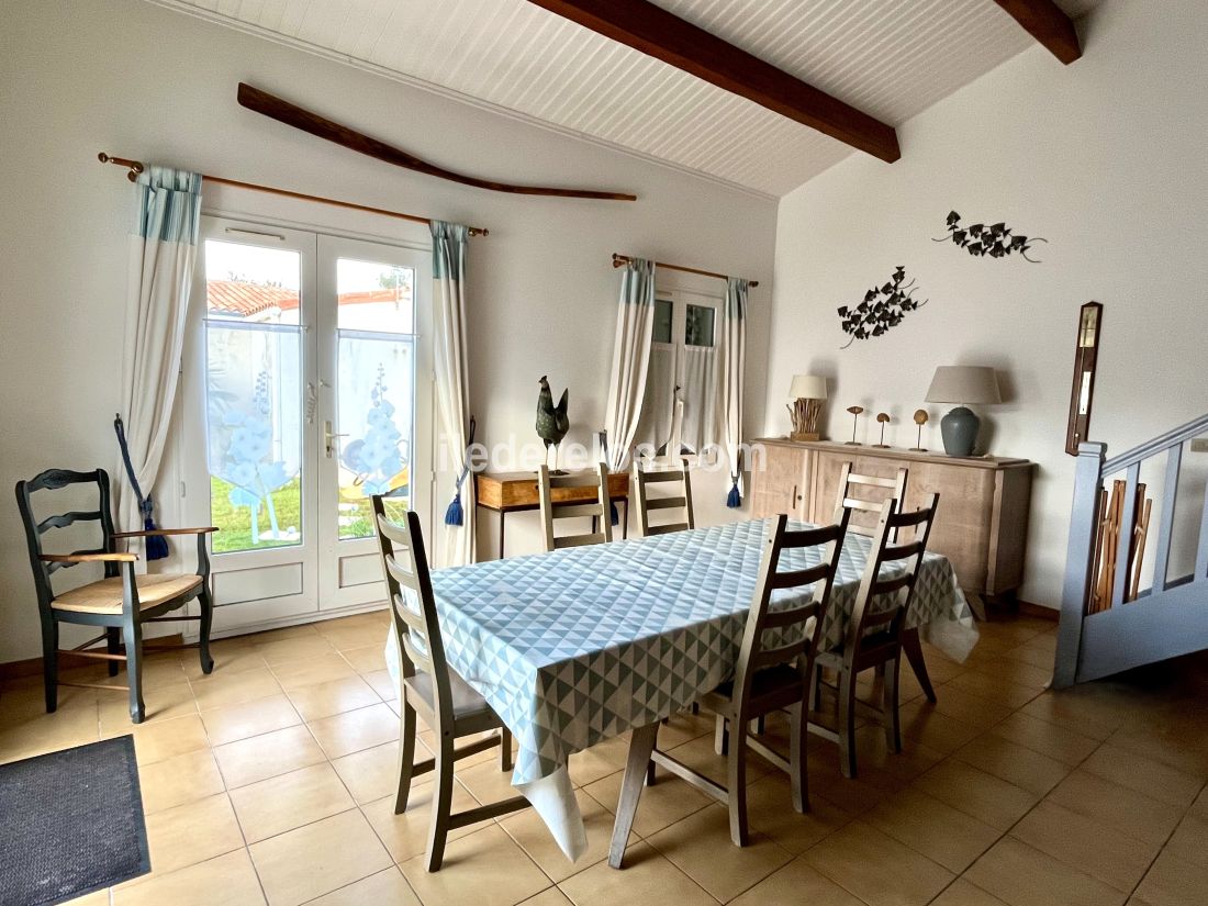 Photo 8: An accomodation located in Le Bois-Plage-en-R&eacute; on ile de R&eacute;.