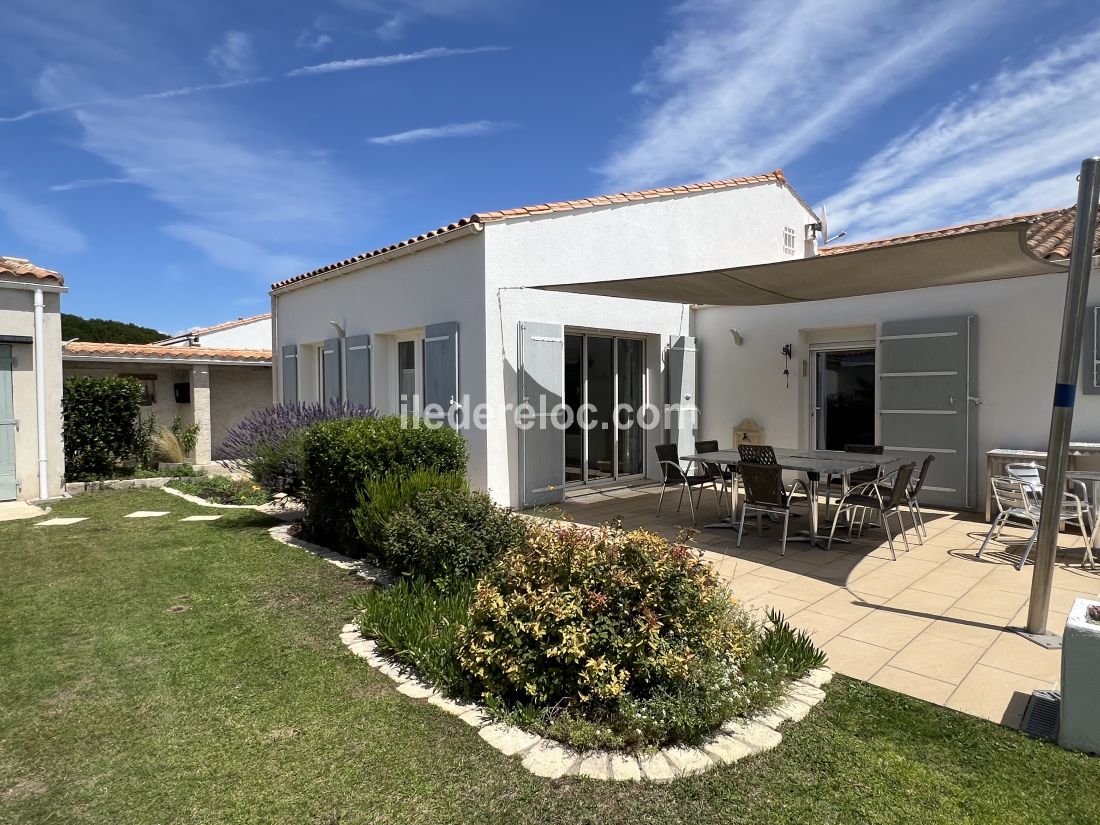 Photo 4: An accomodation located in Le Bois-Plage-en-Ré on ile de Ré.