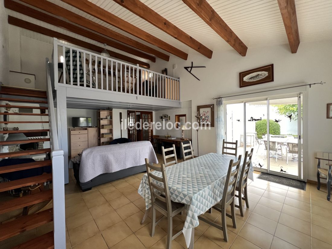 Photo 8: An accomodation located in Le Bois-Plage-en-Ré on ile de Ré.