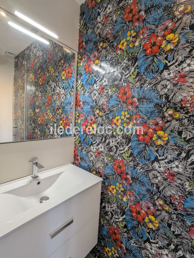 Photo 13: An accomodation located in La Flotte-en-Ré on ile de Ré.