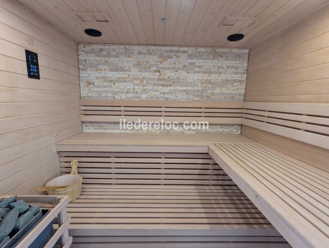 Photo 24: An accomodation located in Rivedoux-Plage on ile de Ré.