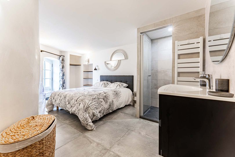 Photo 4: An accomodation located in Le Bois-Plage-en-Ré on ile de Ré.