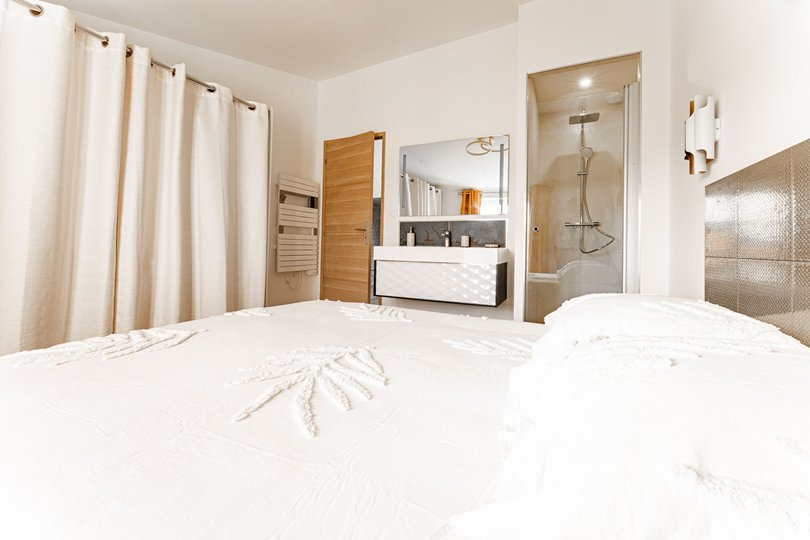 Photo 11: An accomodation located in Le Bois-Plage-en-Ré on ile de Ré.