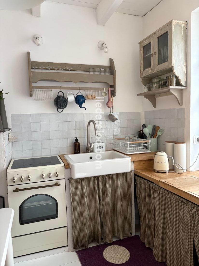 Photo 4: An accomodation located in Les Portes-en-Ré on ile de Ré.