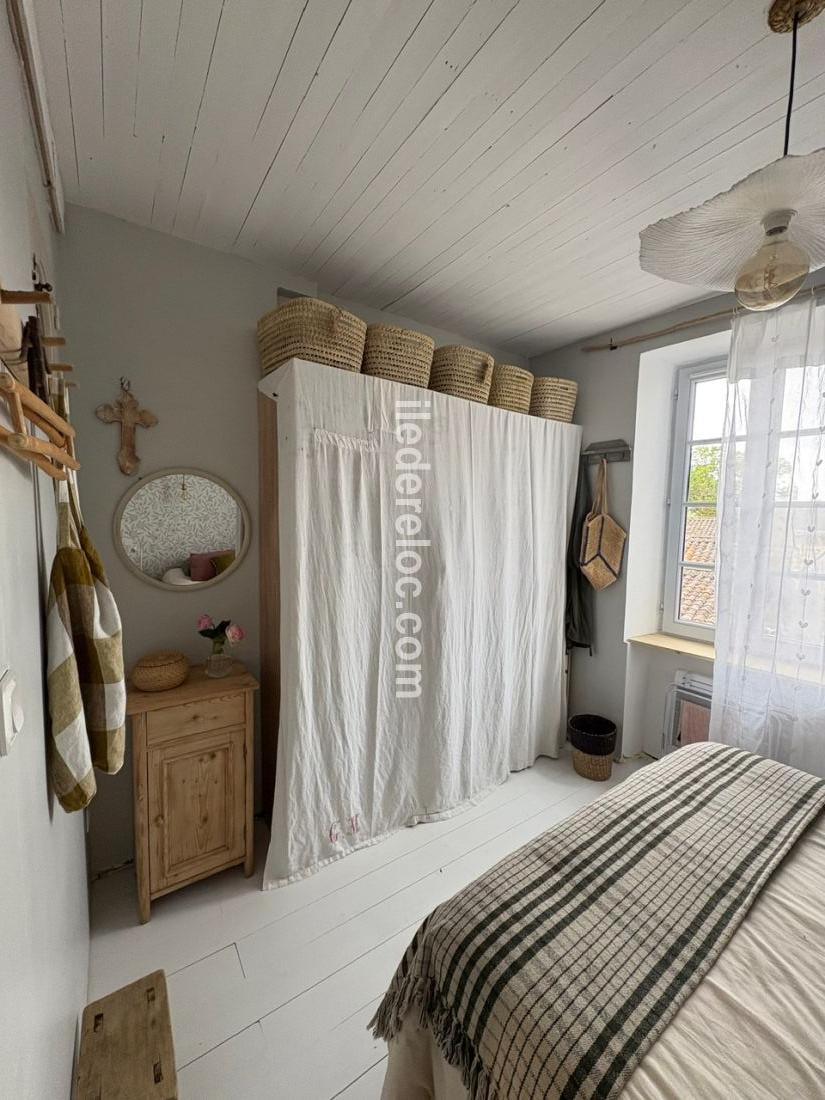 Photo 7: An accomodation located in Les Portes-en-Ré on ile de Ré.