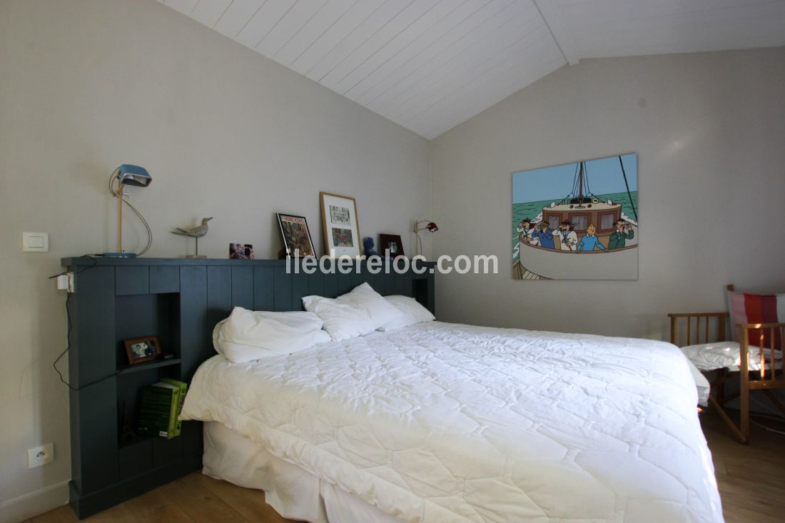 Photo 10: An accomodation located in Les Portes-en-Ré on ile de Ré.