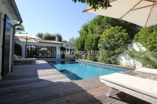 Ile de Ré:Magnificent 5-bedroom house with swimming pool, 100m from trousse chem beach