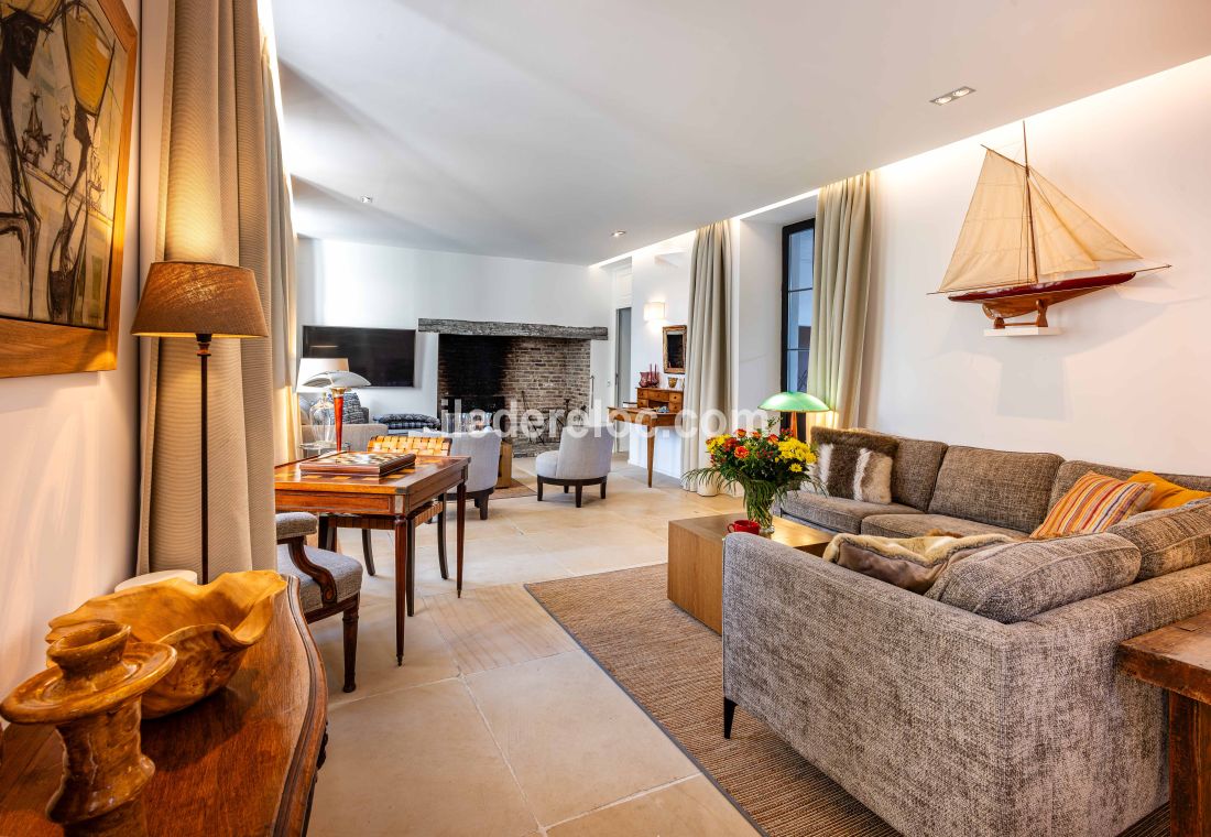 Photo 4: An accomodation located in Saint-Martin-de-Ré on ile de Ré.