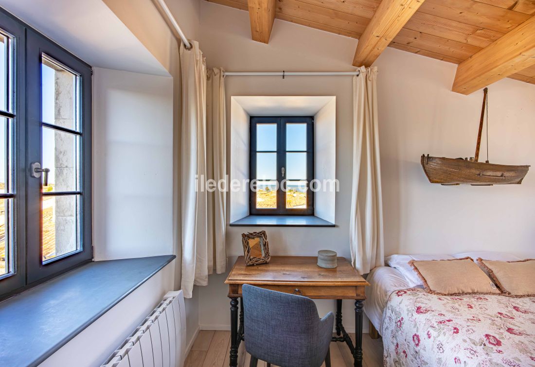 Photo 11: An accomodation located in Saint-Martin-de-Ré on ile de Ré.