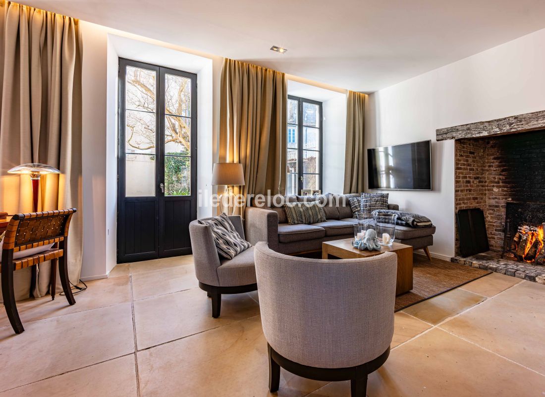 Photo 6: An accomodation located in Saint-Martin-de-Ré on ile de Ré.