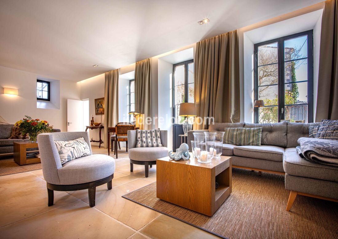 Photo 5: An accomodation located in Saint-Martin-de-Ré on ile de Ré.