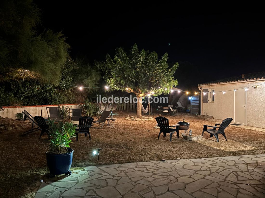 Photo 4: An accomodation located in Sainte-Marie-de-R&eacute; on ile de R&eacute;.