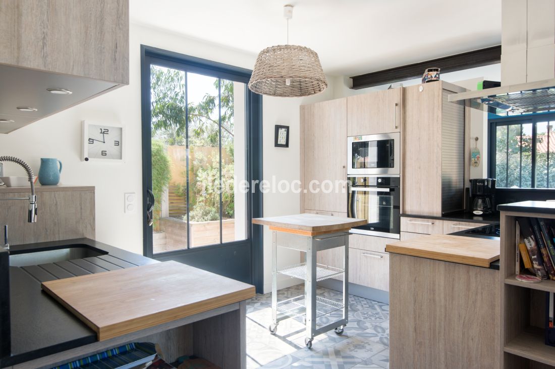 Photo 9: An accomodation located in Sainte-Marie-de-R&eacute; on ile de R&eacute;.