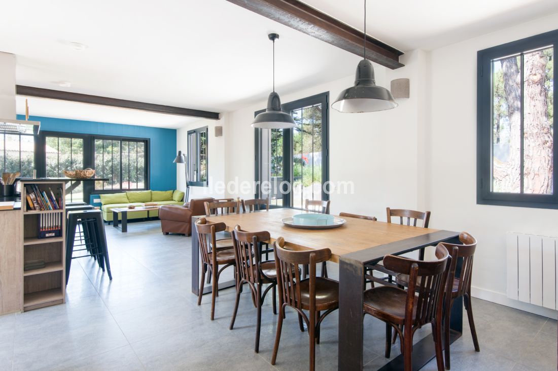 Photo 6: An accomodation located in Sainte-Marie-de-R&eacute; on ile de R&eacute;.