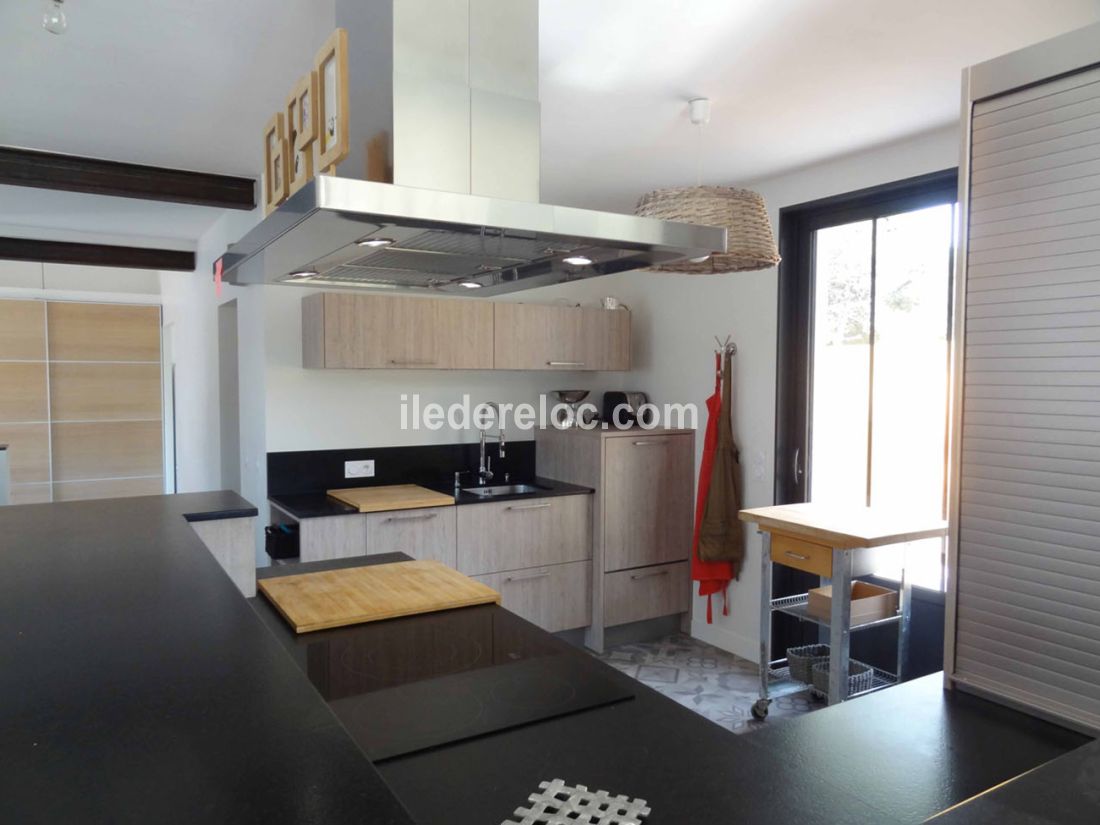 Photo 10: An accomodation located in Sainte-Marie-de-R&eacute; on ile de R&eacute;.