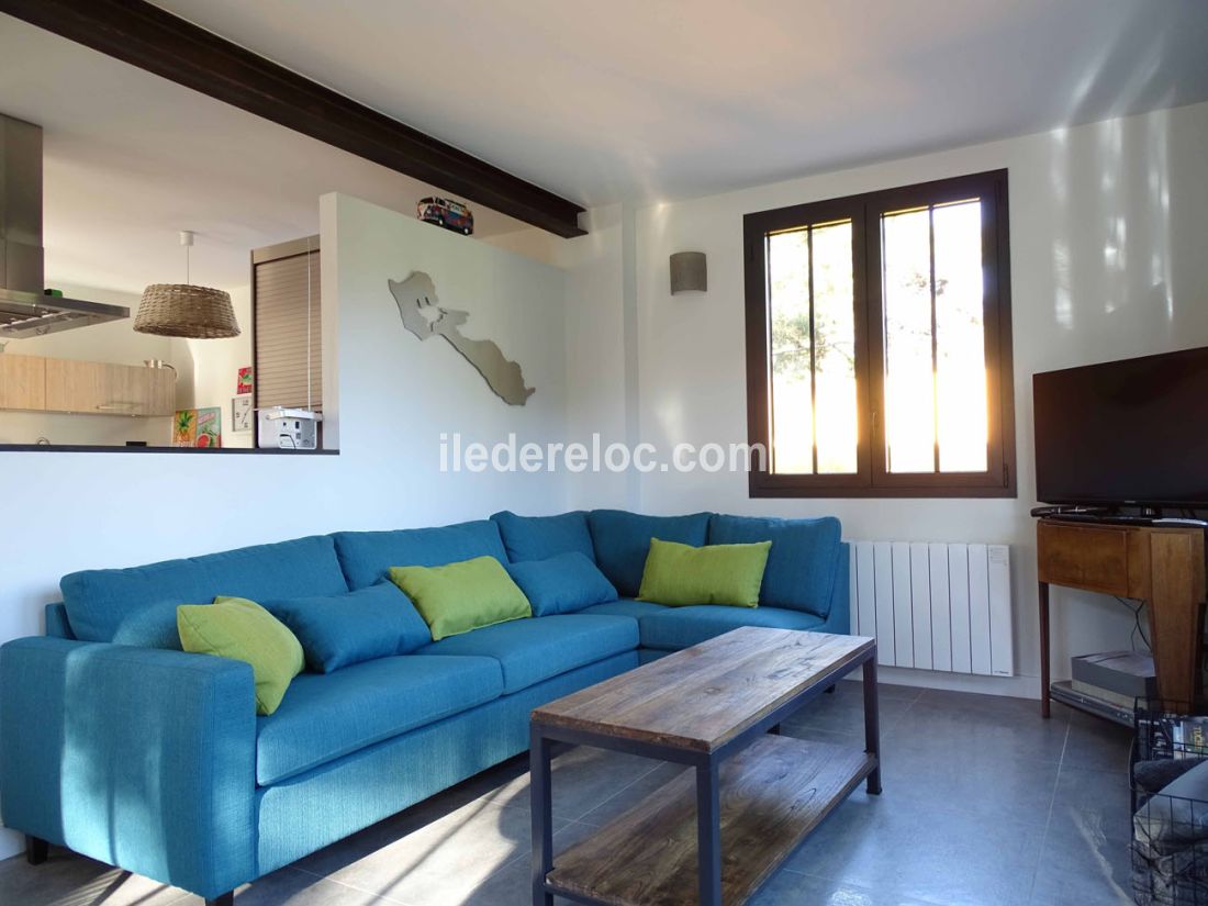 Photo 7: An accomodation located in Sainte-Marie-de-R&eacute; on ile de R&eacute;.