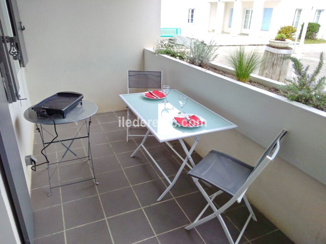 Photo 7: An accomodation located in La Flotte-en-R&eacute; on ile de R&eacute;.