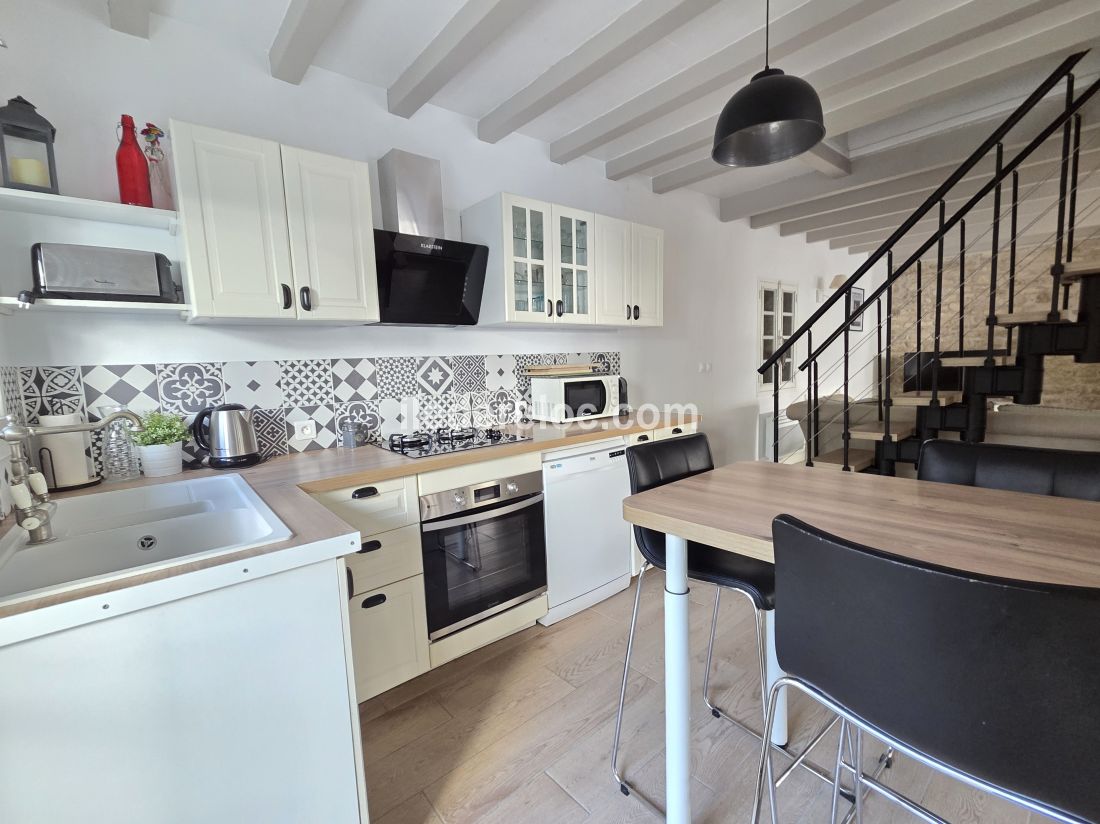 Photo 6: An accomodation located in Sainte-Marie-de-R&eacute; on ile de R&eacute;.